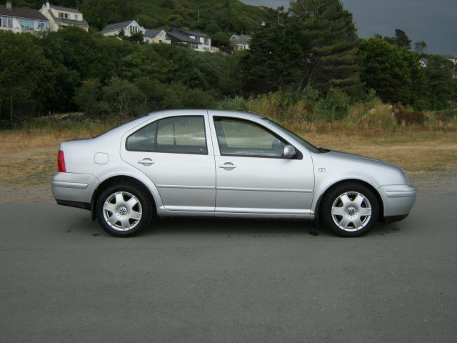 4 Door Silver Volkswagon Bora Saloon for sale - Cars for sale at Dyfi ...